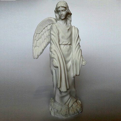 Angel nacimiento marmolina 23 cm Ref.196